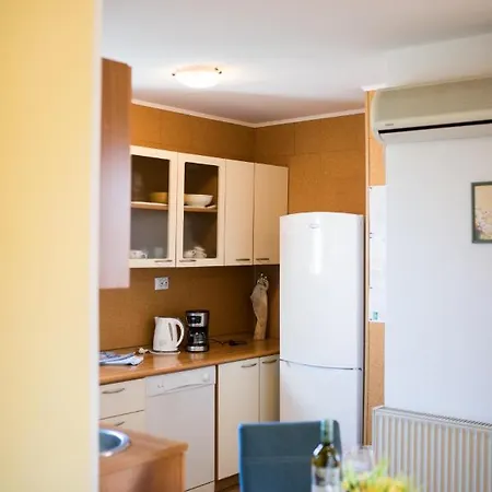 Apartmani Karpinjan - Novigrad Novigrad Istria Extérieur photo