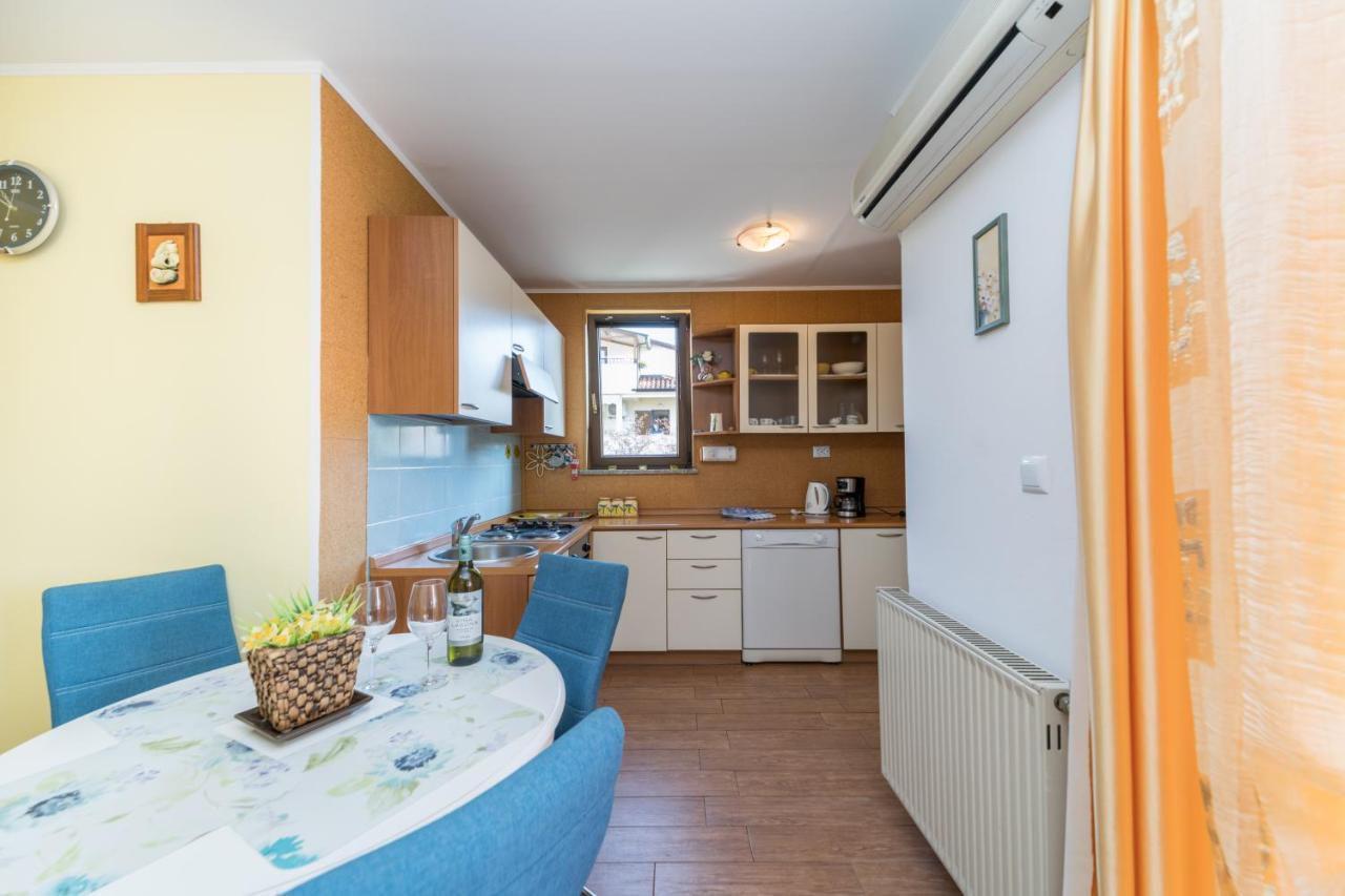 Apartment Karpinjan - Novigrad