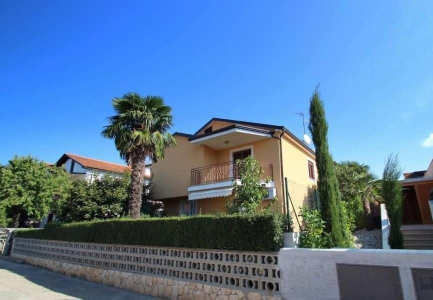 Karpinjan - Novigrad Apartment